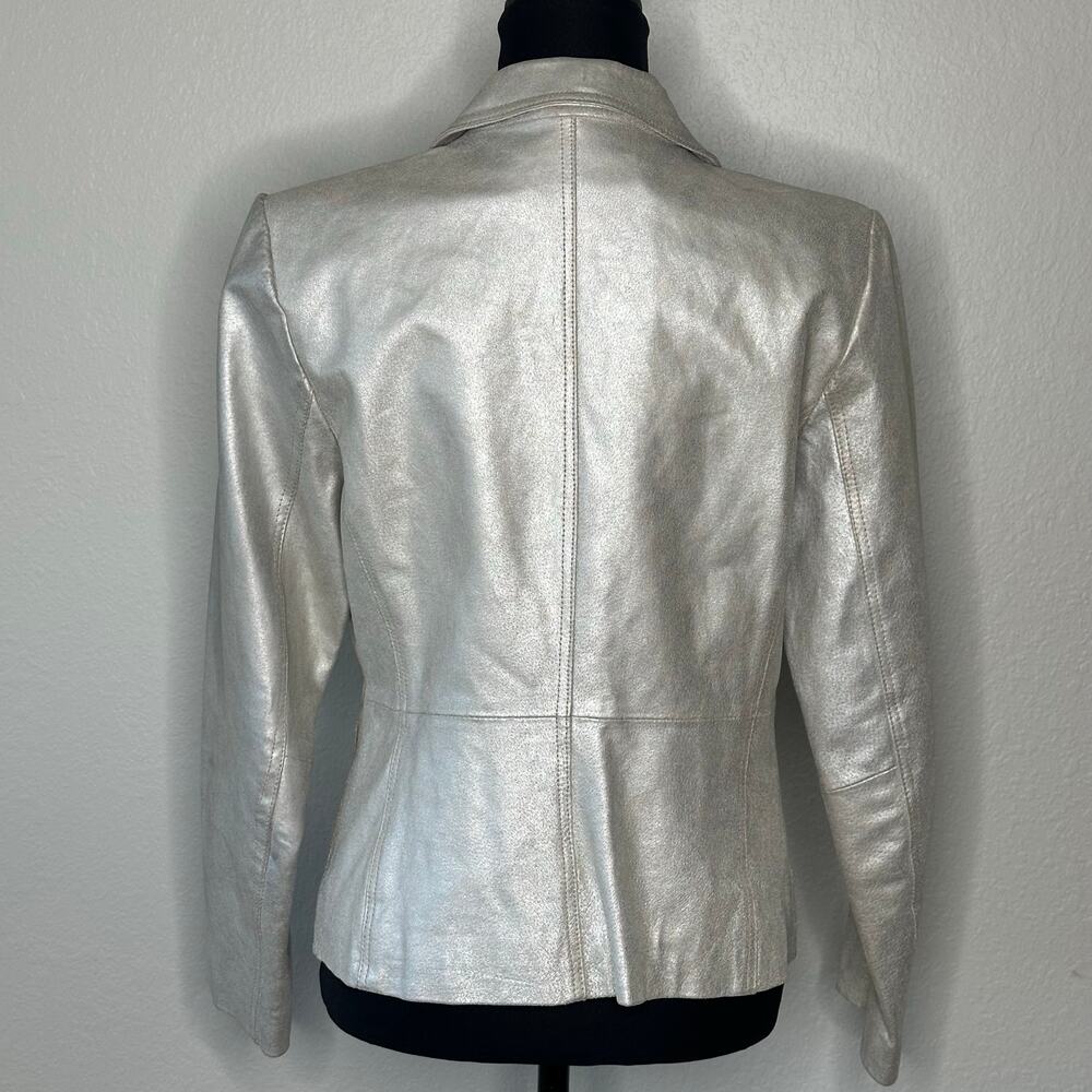 New York & Company Silver Metallic 100% Leather Jacket blazer size 8 - Picture 2 of 4